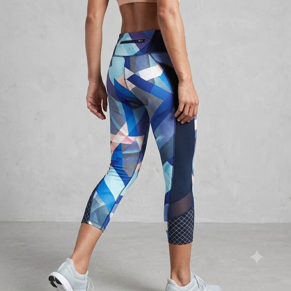 Athleta Sonar Capri Leggings L Electric Geo Print Workout Running Athletic Pants
